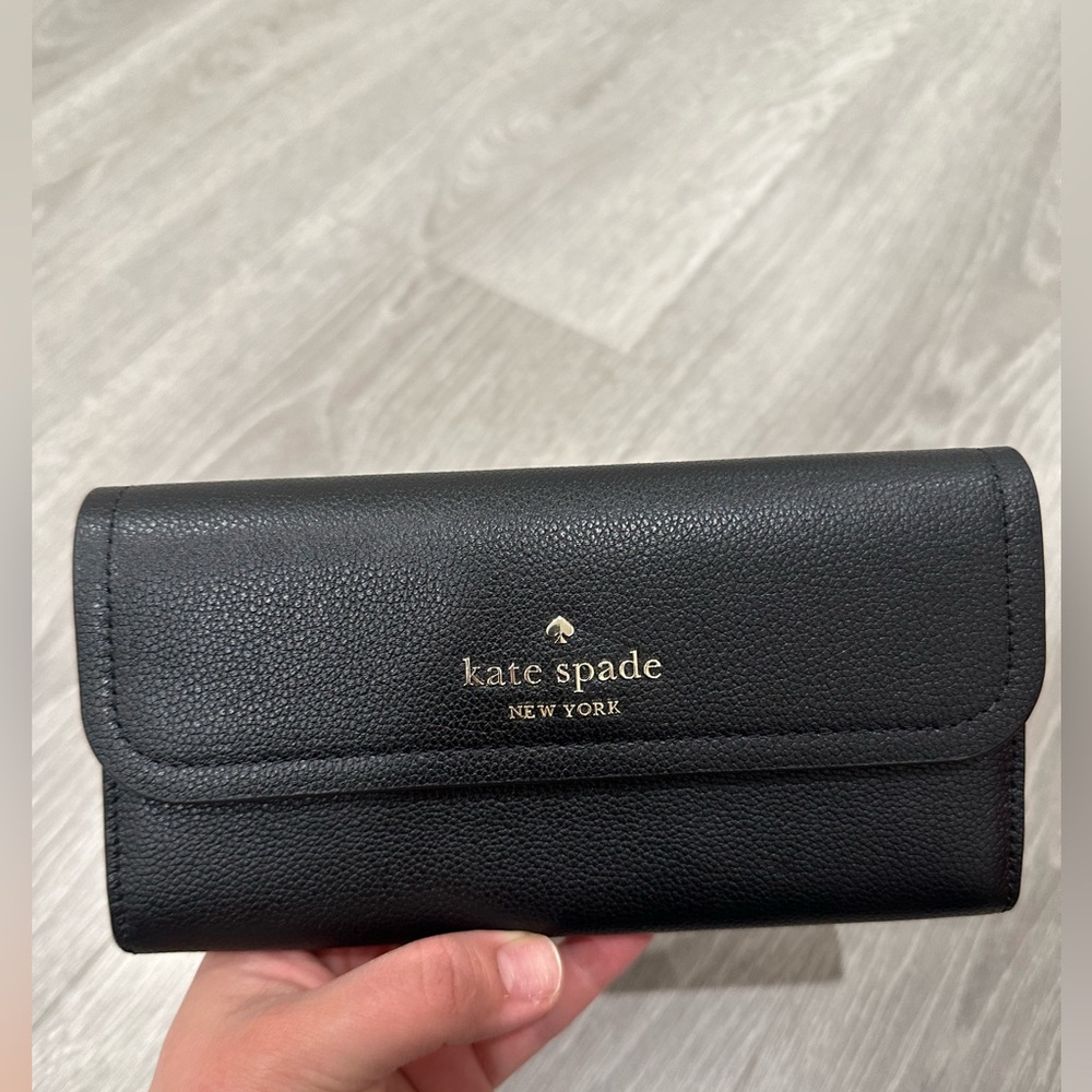 Black Kate Spade wallet